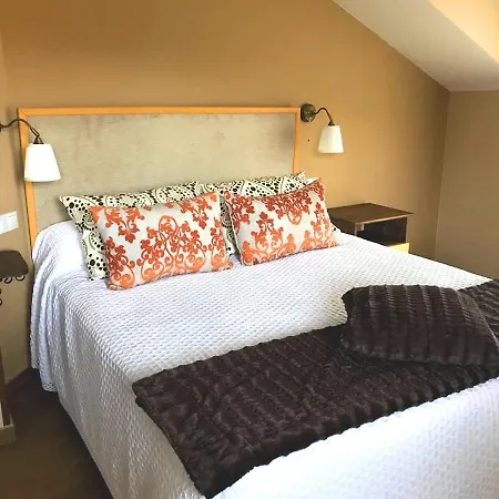 La Aguilerina Rurales דירה