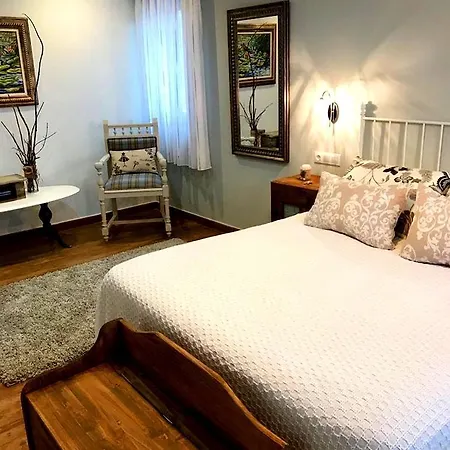 La Aguilerina Rurales Apartment *